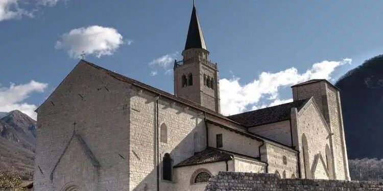 Venzone. In Duomo il progetto musicale “Requiem e rinascita”