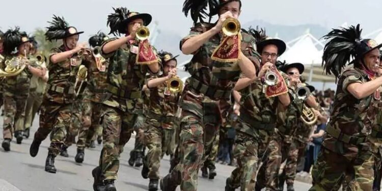 Raduno a Lignano. Benvenuti Bersaglieri, tra cene, musica e amicizia anche in molte località