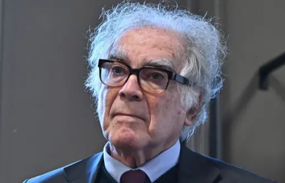 Quando mons. Guglielmo Biasutti aprì l’Archivio segreto a Carlo Ginzburg
