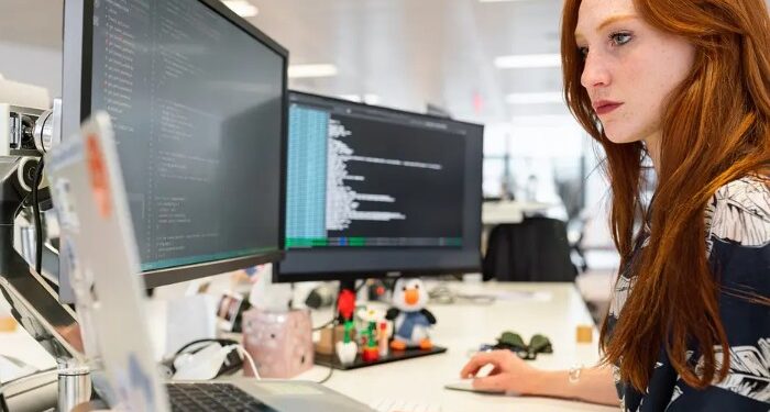 Pochi lavoratori e salari bassi. Il presidente di Confindustria Udine: «Più competenze tecniche in lavoratori e imprese»