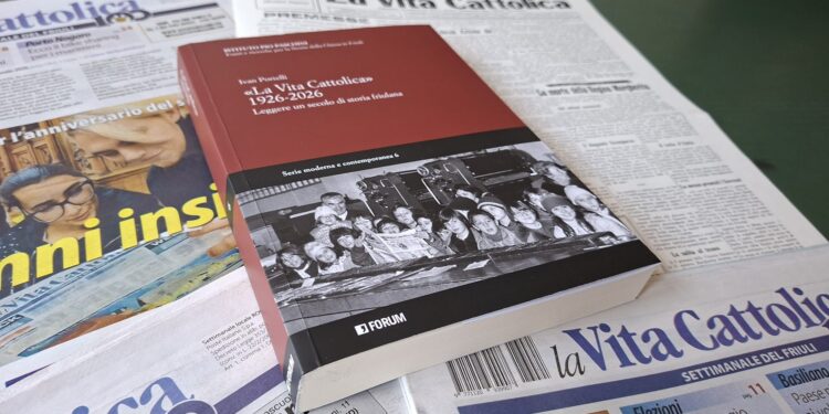 Un nuovo libro ripercorre i cento anni de La Vita Cattolica