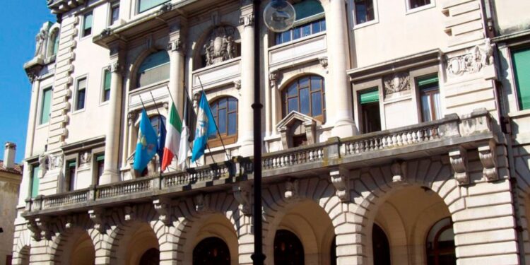 Col Fondo di rilancio a Udine apertura di 14 nuovi negozi e sostegno a 36