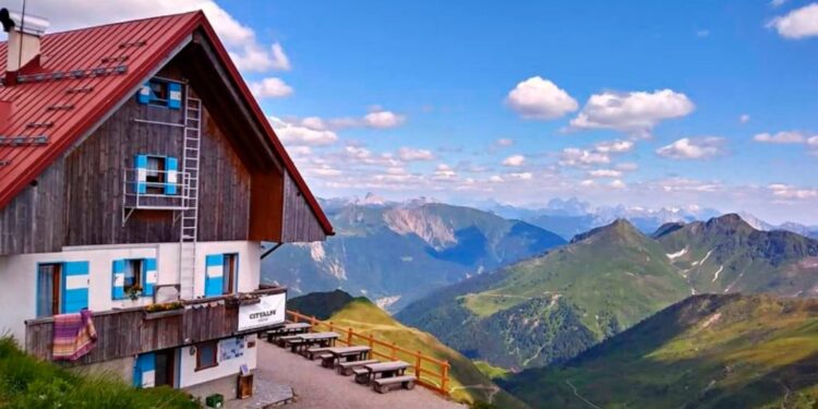 Rifugi, aperta la stagione. Ma tre restano chiusi