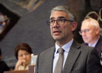 Province, parte il percorso in Consiglio. Roberti: il governo territoriale sarà vicino ai cittadini