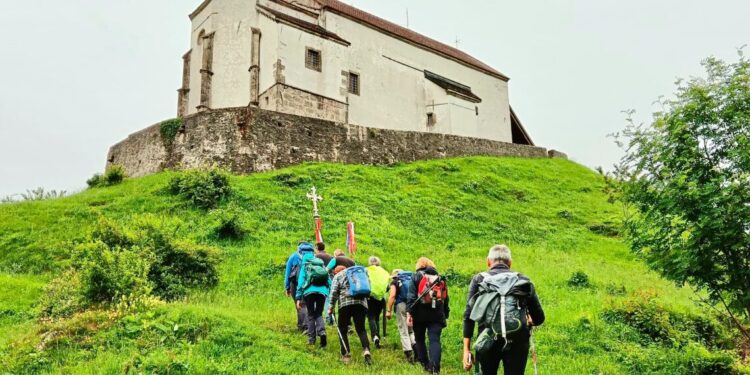Cammino delle Pievi in Carnia, al via la 16ª stagione di pellegrinaggi