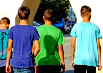 Quando i figli prendono il largo… I consigli dello psicologo per affrontare l’adolescenza