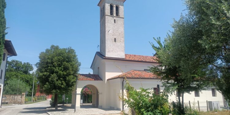 Straccis. La chiesetta torna a splendere dopo il restauro