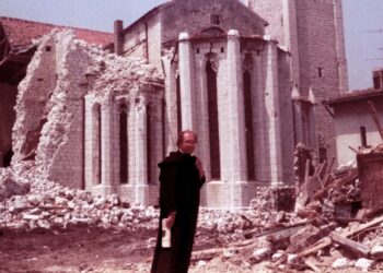 “Dalle macerie la speranza” si presenta il libro con gli scritti di Turoldo sul terremoto