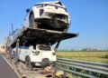 Tir tampona una bisarca. Grave il conducente