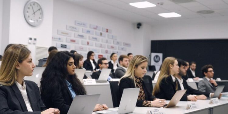 Università, contributi per i Master. La cifra raddoppia se si è genitori di minori