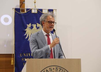 Non frequentare ritarda la laurea del 15%