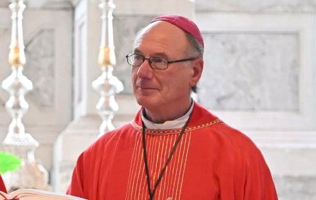 Il vescovo Delle Mora, dalla Patagonia al Friuli: «Il consumismo ci sta consumando»