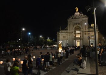I pellegrini friulani dinanzi a San Francesco d’Assisi. «Verso chi si rivolge la nostra vita?»