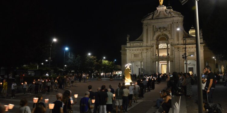 Il pellegrinaggio diocesano dinanzi a San Francesco d’Assisi. «Verso chi si rivolge la nostra vita?»