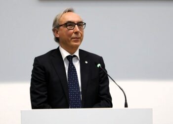 Fughe dell’intelligenza artificiale, l’esperto: «Le sfide? La sicurezza informatica e gli sviluppatori»