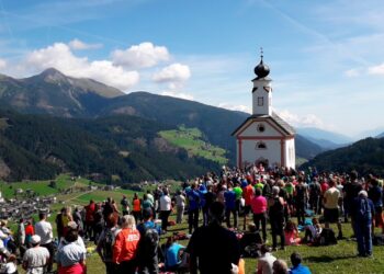 In preghiera da Sappada a Luggau. E da Forni di Sopra