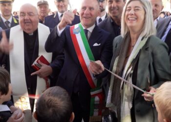 Gonars. Primaria a nuovo, in festa con gli alunni per l’inaugurazione