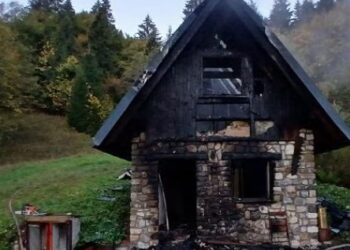 Chalet a fuco ad Aupa. 60enne muore carbonizzato