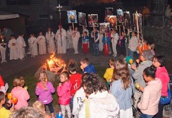 Notte di luce e bellezza a Sutrio, c’è la Fieste da Lûs