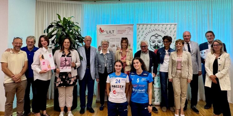 Ottobre rosa, visite senologiche gratuite e Peperoncino day
